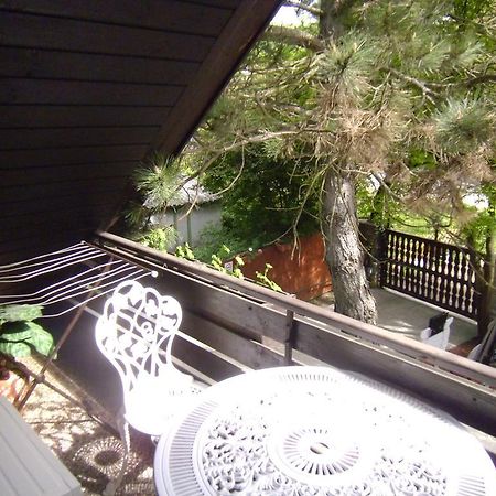 Garden Etterem Kavezo Es Panzio Tahitófalu Bagian luar foto